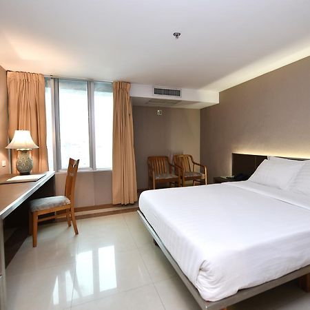 Bangkok City Suite Buitenkant foto
