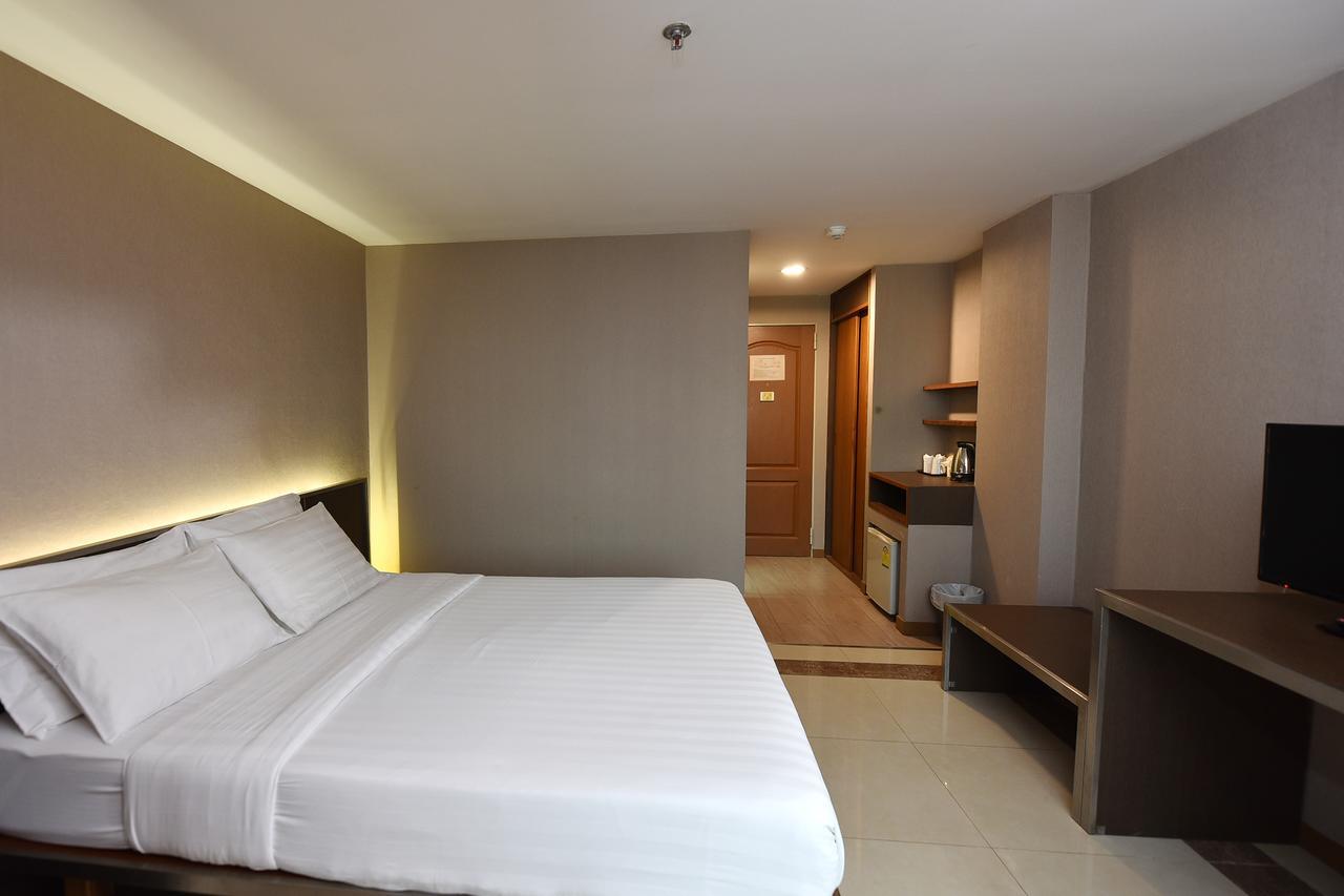 Bangkok City Suite Buitenkant foto