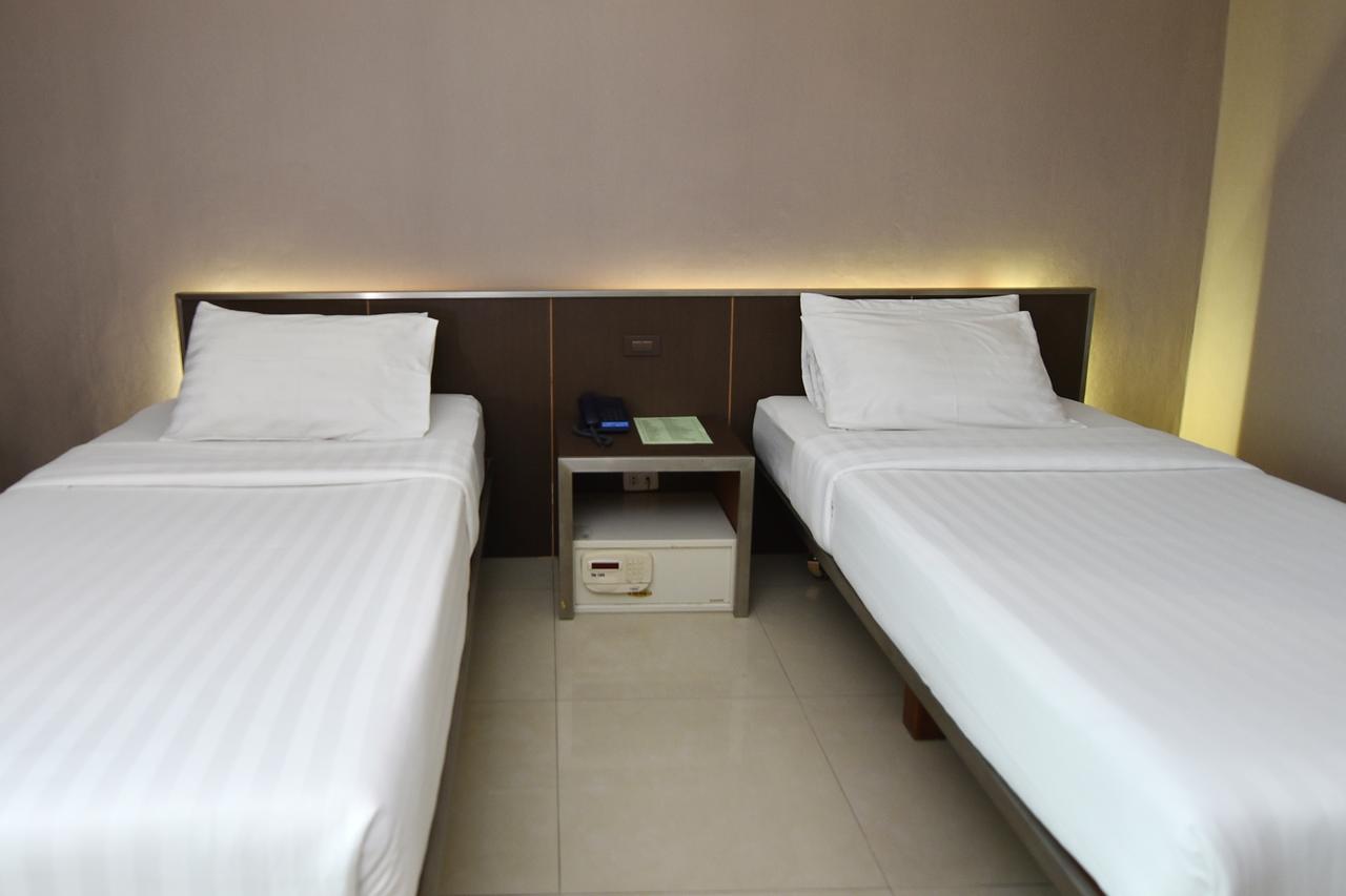 Bangkok City Suite Buitenkant foto